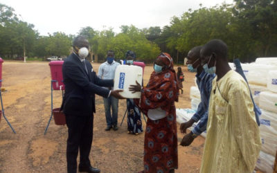 Pour lutter contre la Covid-19 à Garoua, Plan International Cameroon distribue 21 000 kits Wash aux ménages